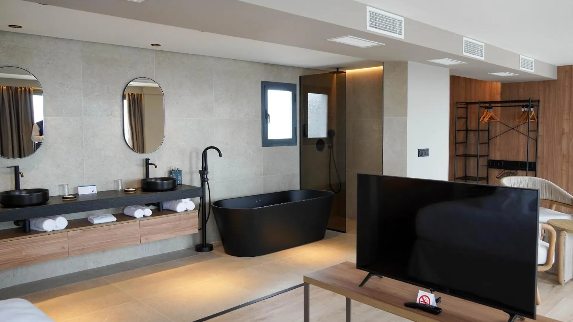 Marins Suites - Adults Only Hotel Кала Миллор 4*,  Испания