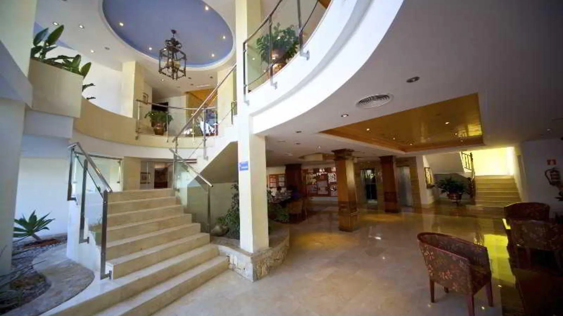 Marins Suites - Adults Only Hotel Cala Millor  4*, Cala Millor (Mallorca) Espanha